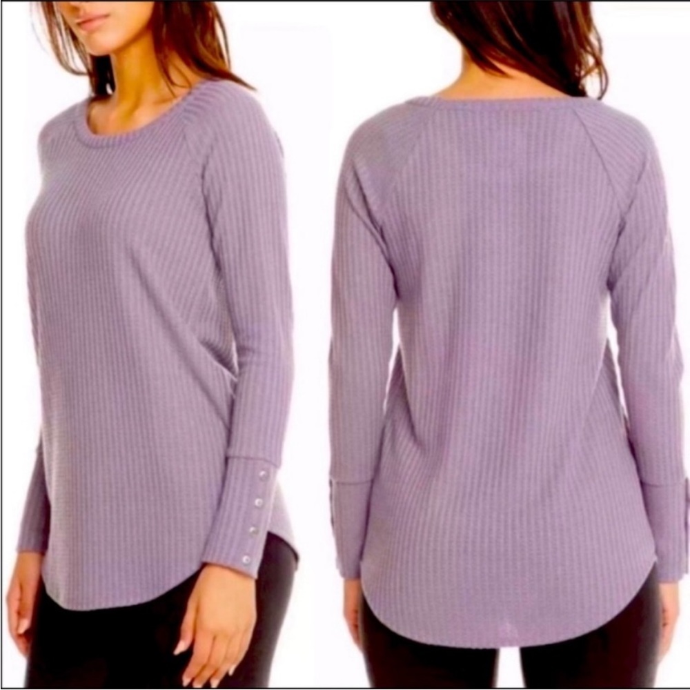 NWOT, Chaser, Women’s LS Waffle top, buttons at wrists, rounded hem - Picture 3 of 7